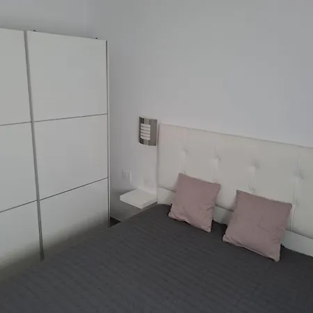 Apartamento Sofia 3 ホテル