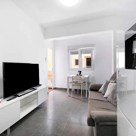 Apartment Sofia 1 *