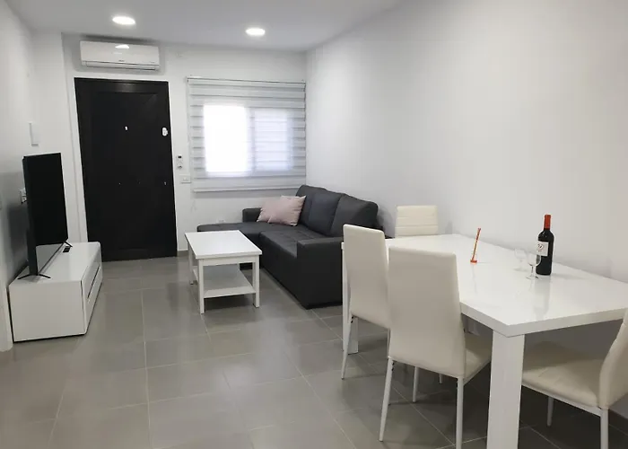 Apartamento Sofia 3 酒店 阿罗纳